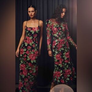 Elliatt Lyra Sequin Long Sleeve Midi Dress in Pink & Green Floral size S NWT